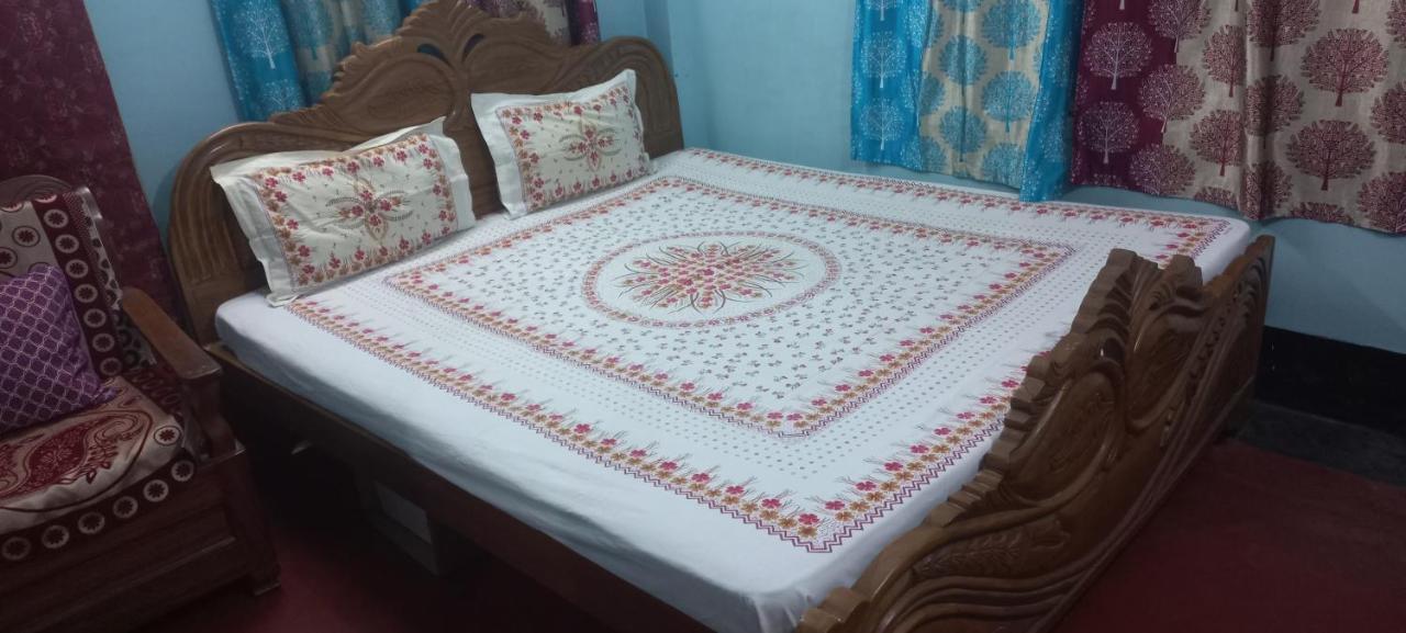 Kiran Guest House Kolkata Exterior photo