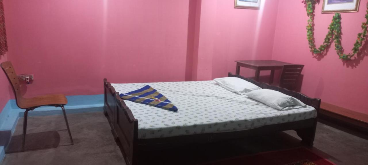 Kiran Guest House Kolkata Exterior photo