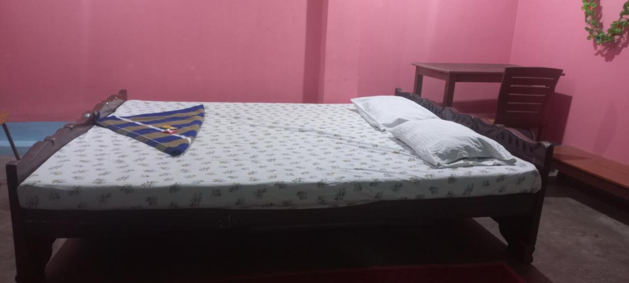 Kiran Guest House Kolkata Exterior photo